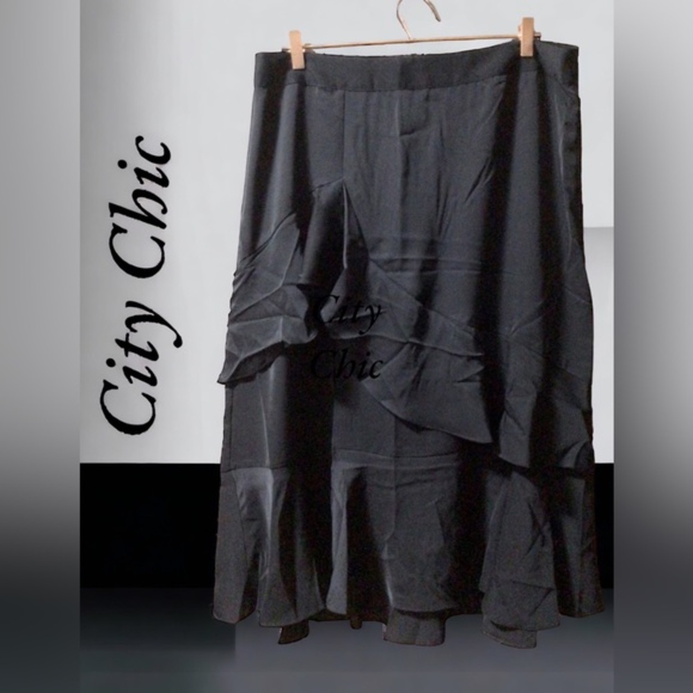 NEWT CITY CHIC RUFFLE MIDI SKIRT
